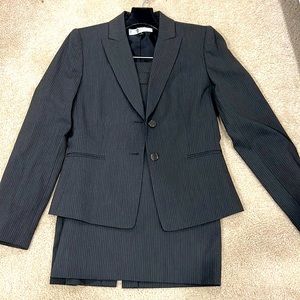 Women’ Tahiti skirt suit